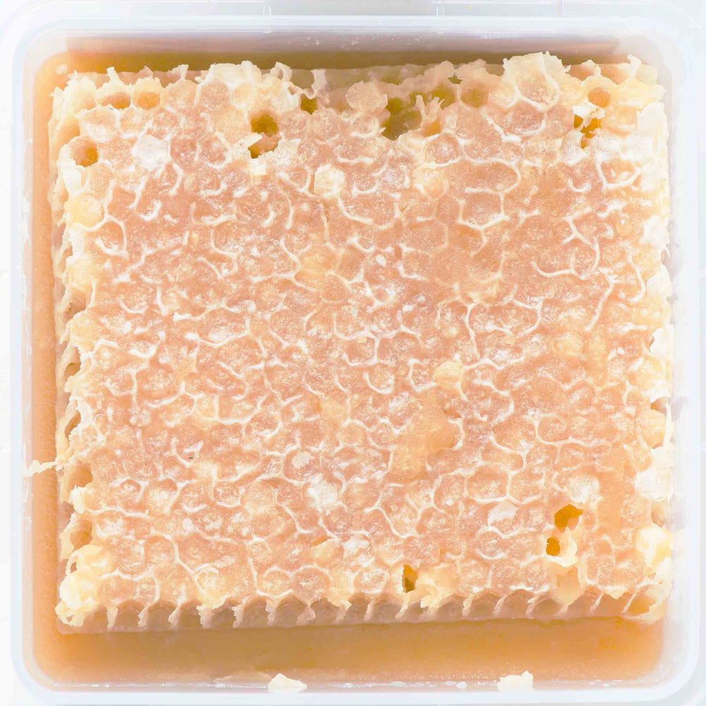 
                  
                    Natural Honeycomb 400g
                  
                